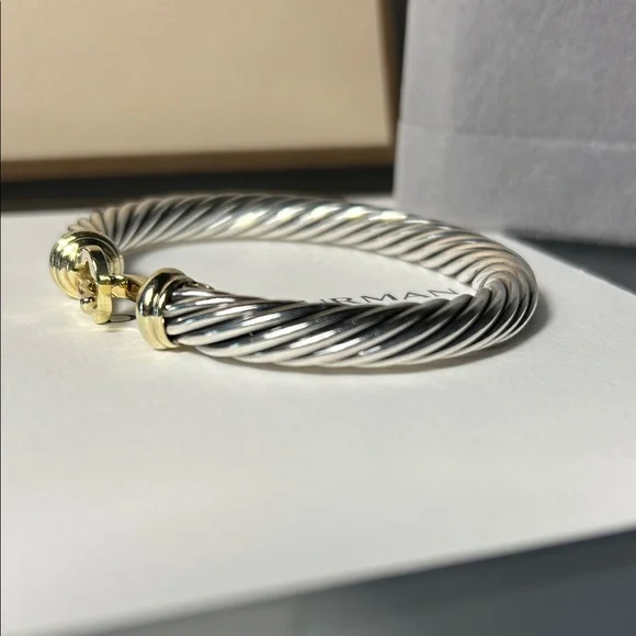 David Yurman Buckle Classic Cable Bracelet, 7mm - Picture 2 of 10